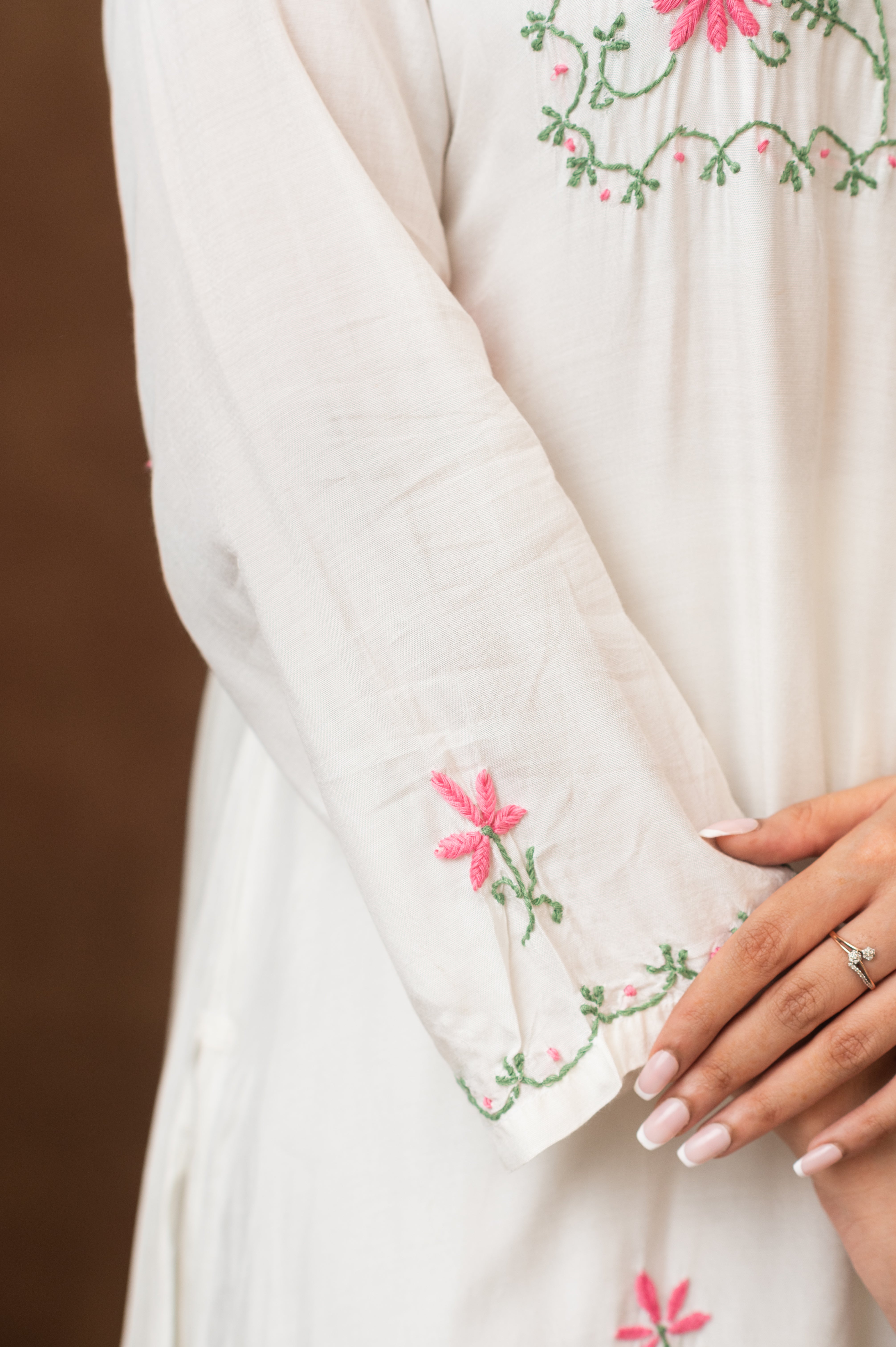 Jashn Premium Muslin Chikankari Kurta Set Gharana