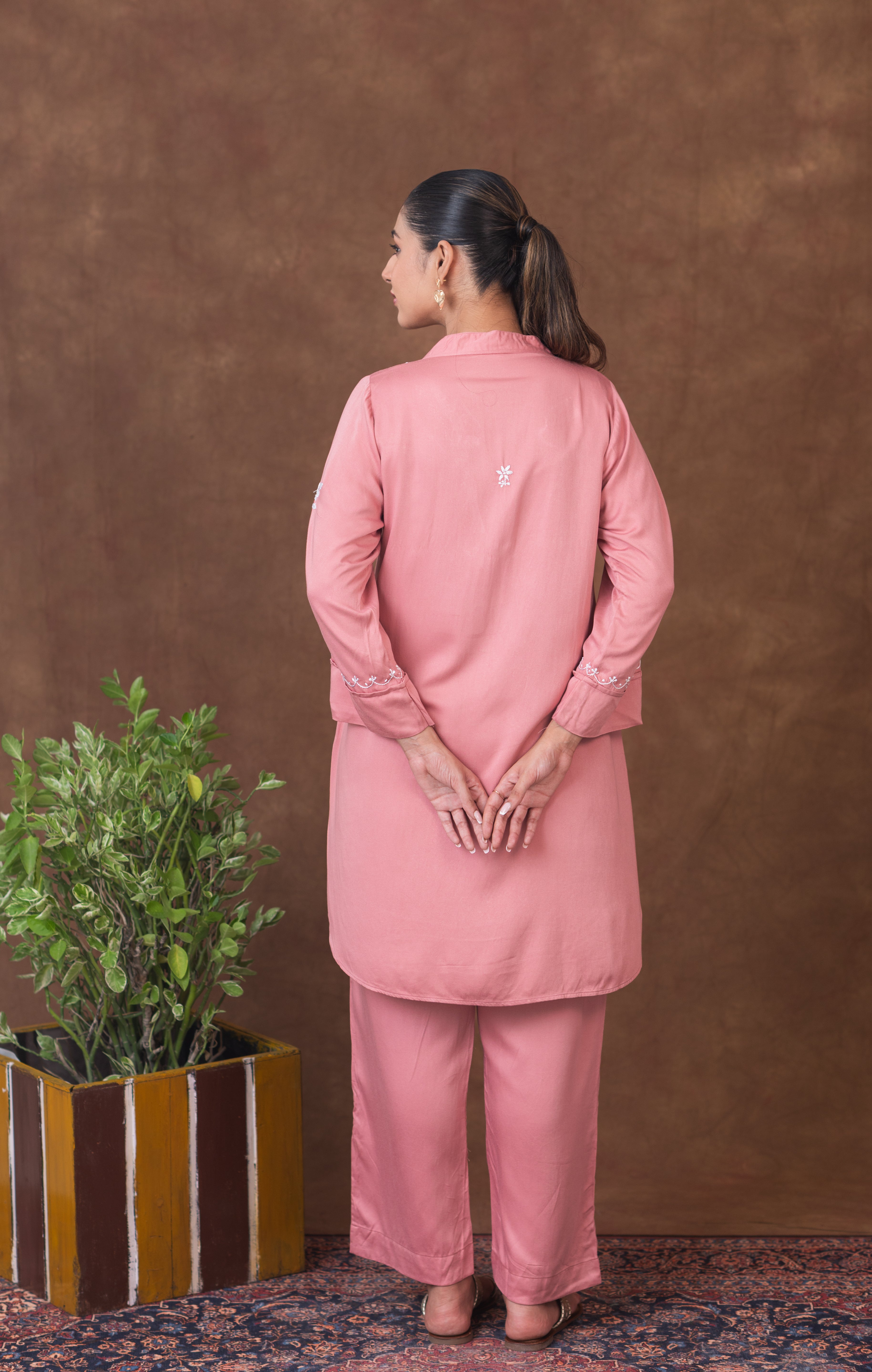 Jashn Premium Twilight Silk Chikankari Coord Set - Onion Pink Gharana