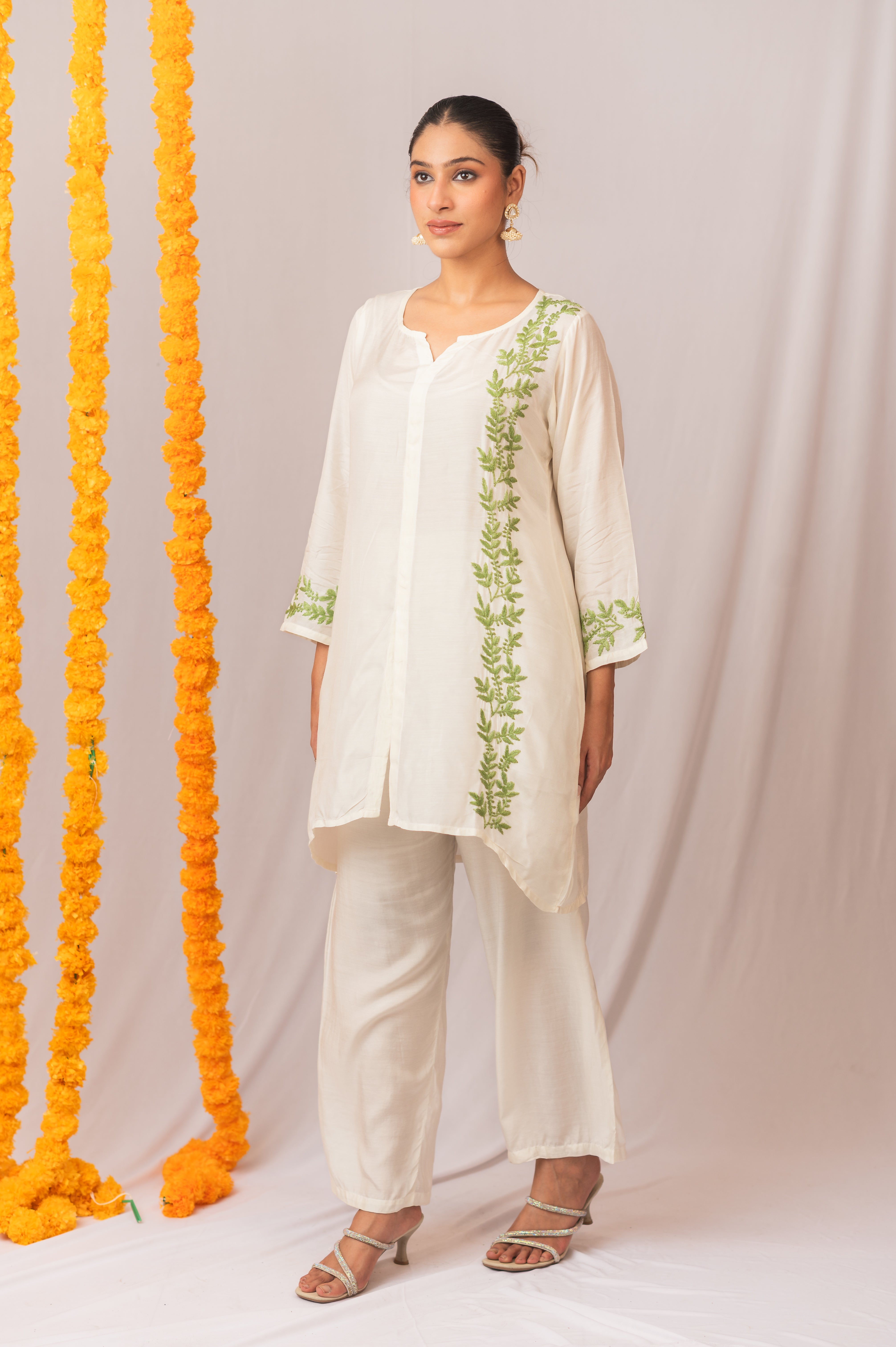 Sahiba Pure Muslin Short Chikankari Kurta Gharana