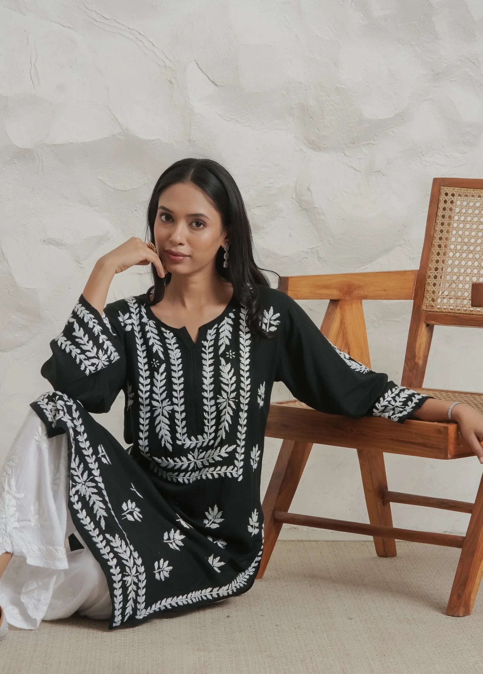 Myra Modal fine cotton chikan kari Kurta – Black Gharana