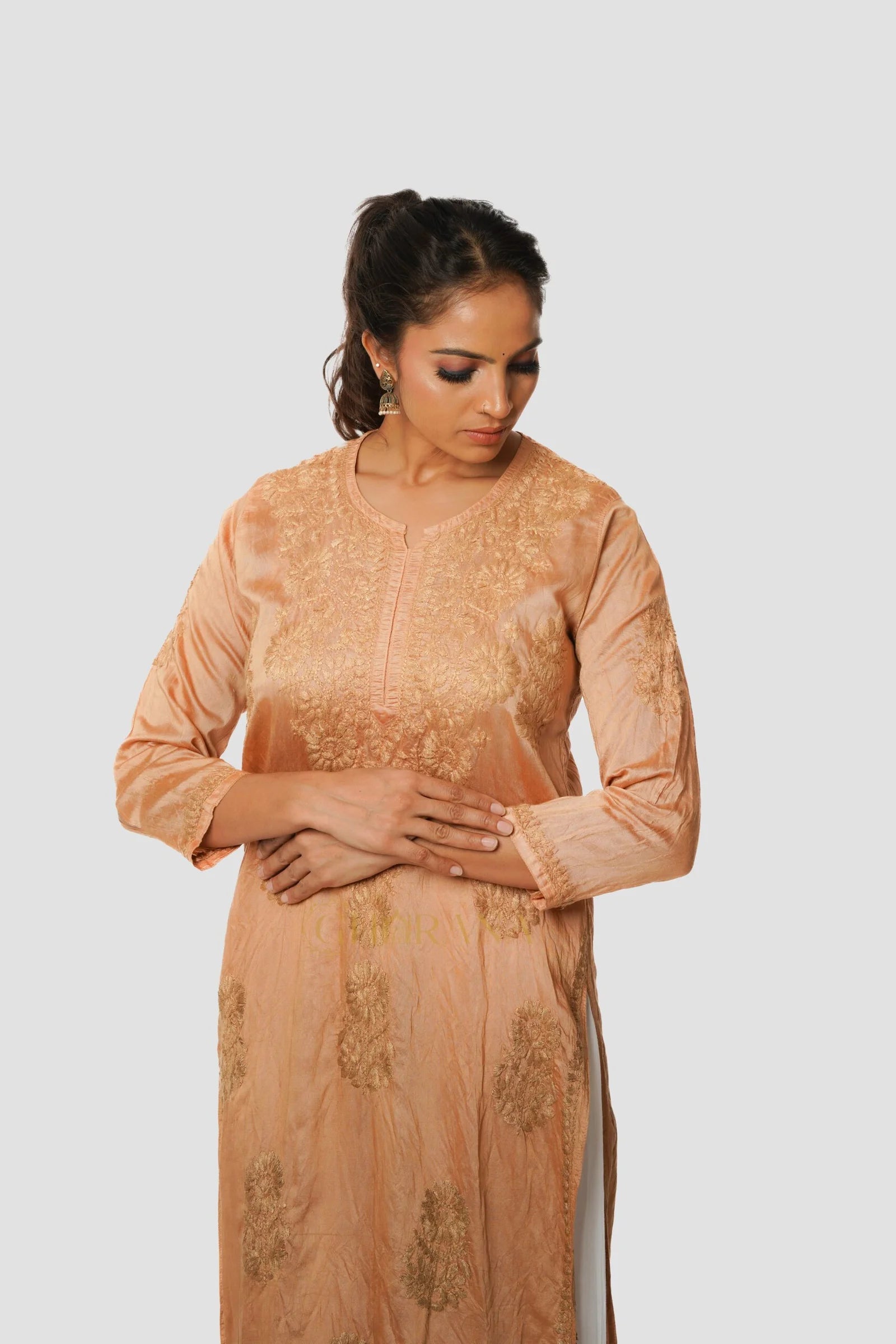 Ruhi Chikankari Chanderi Kurta Gharana