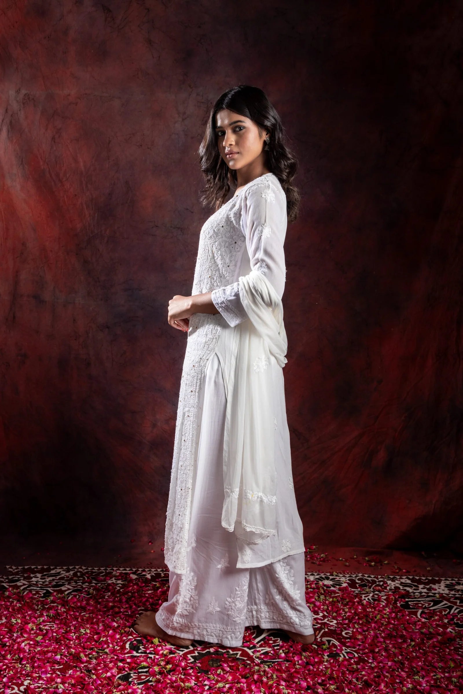 Ishq Georgette Kurta in Resham Jaal and Mukaish work_White Gharana