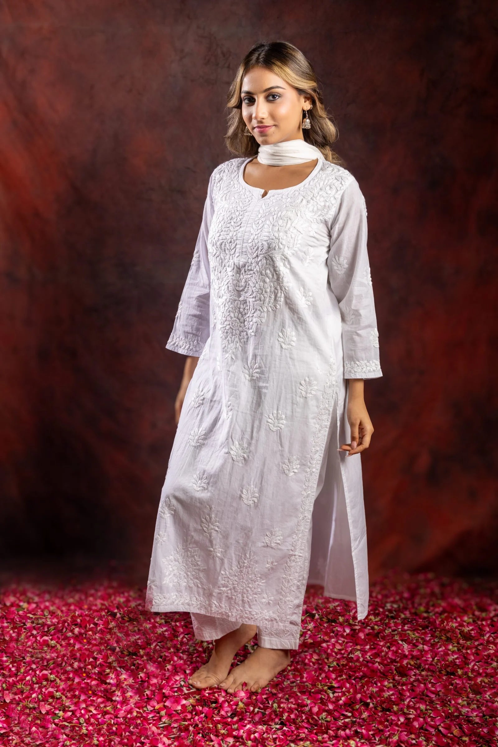 Ishq Chanderi Silk fine Chikankari Kurta_White Gharana