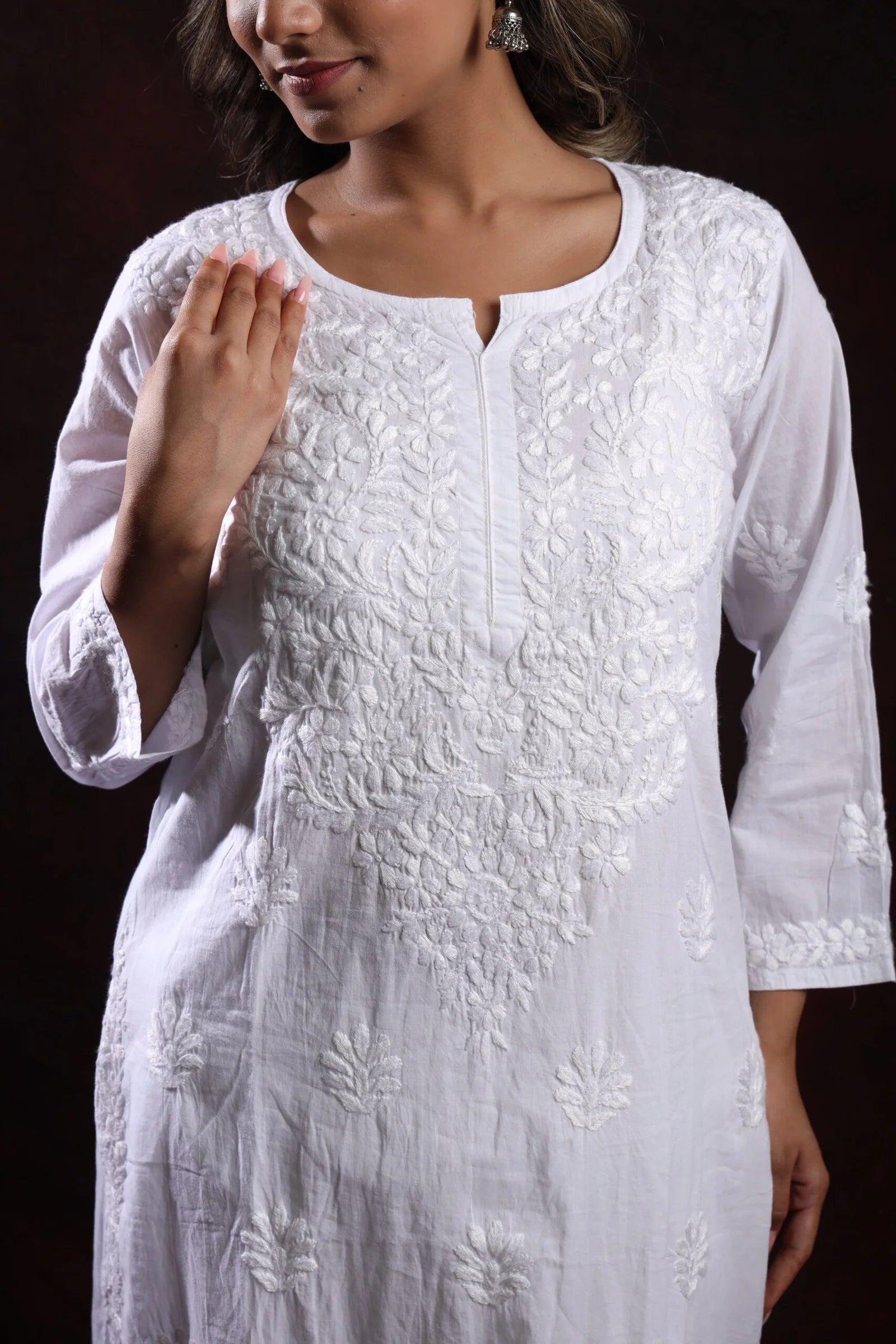 Ishq Mul Cotton fine Chikankari Kurta_White Gharana