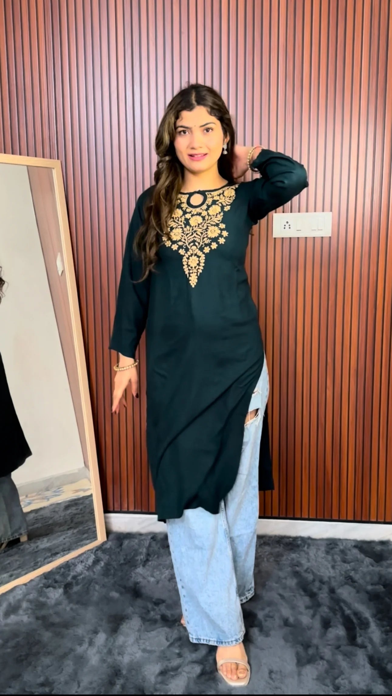 Heer Rayon Bottle Green Chikankari kurta Gharana