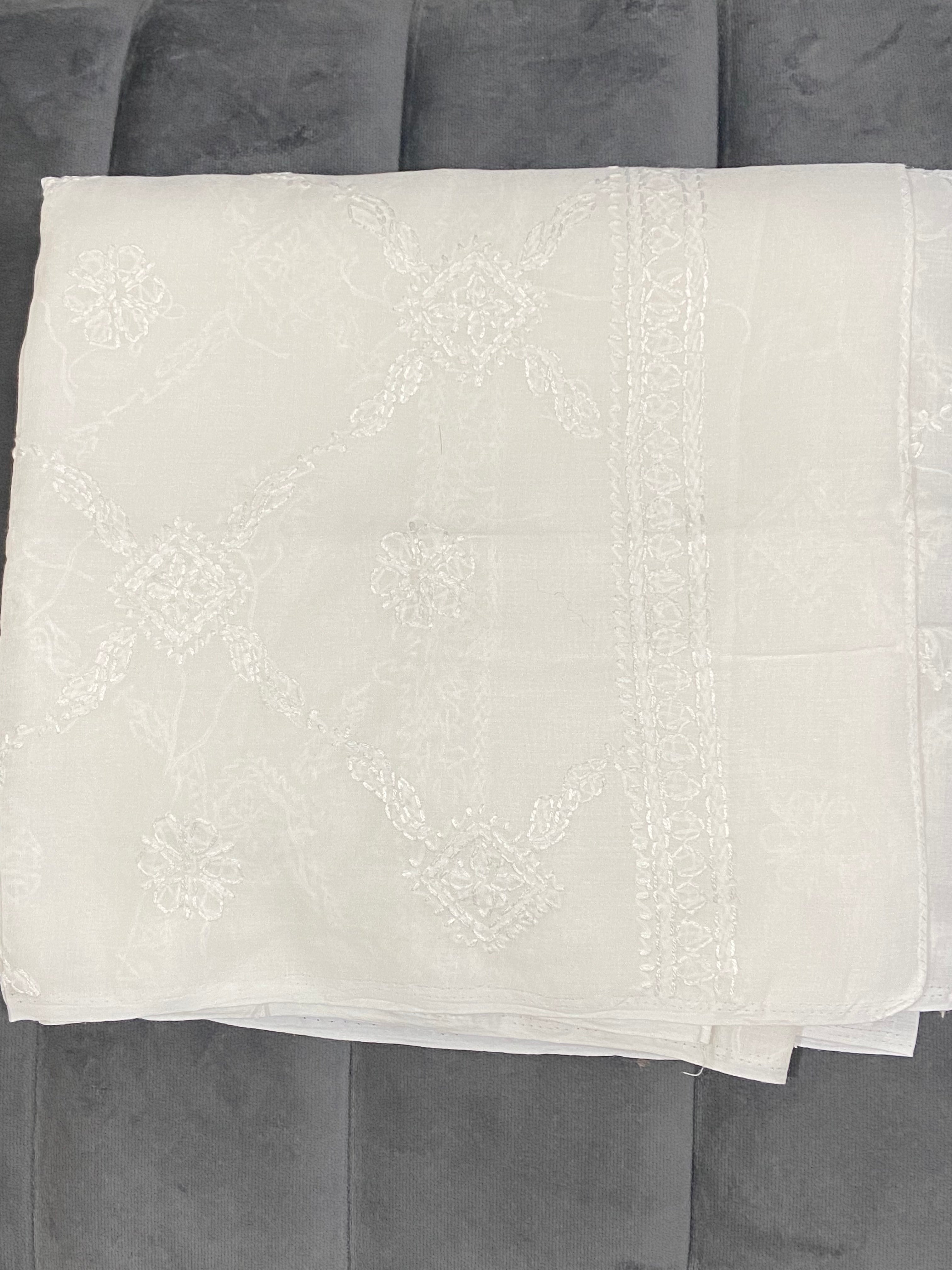 Mul Cotton Chikankari Dupatta- White Gharana