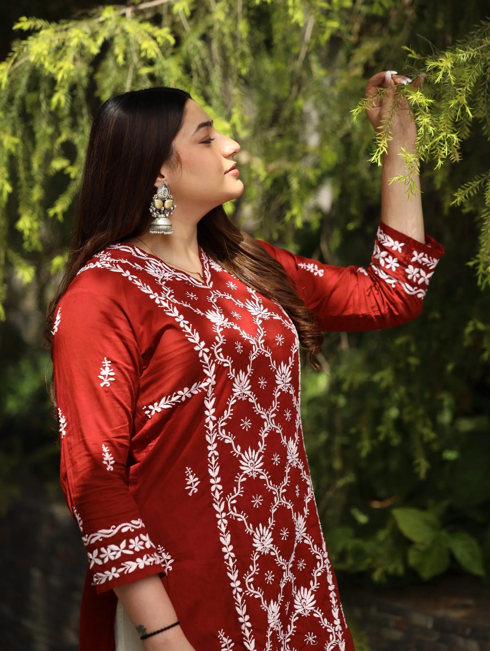 Sahiba Mul Cotton Maroon chikankari Kurta with intricate embroidery. Gharana