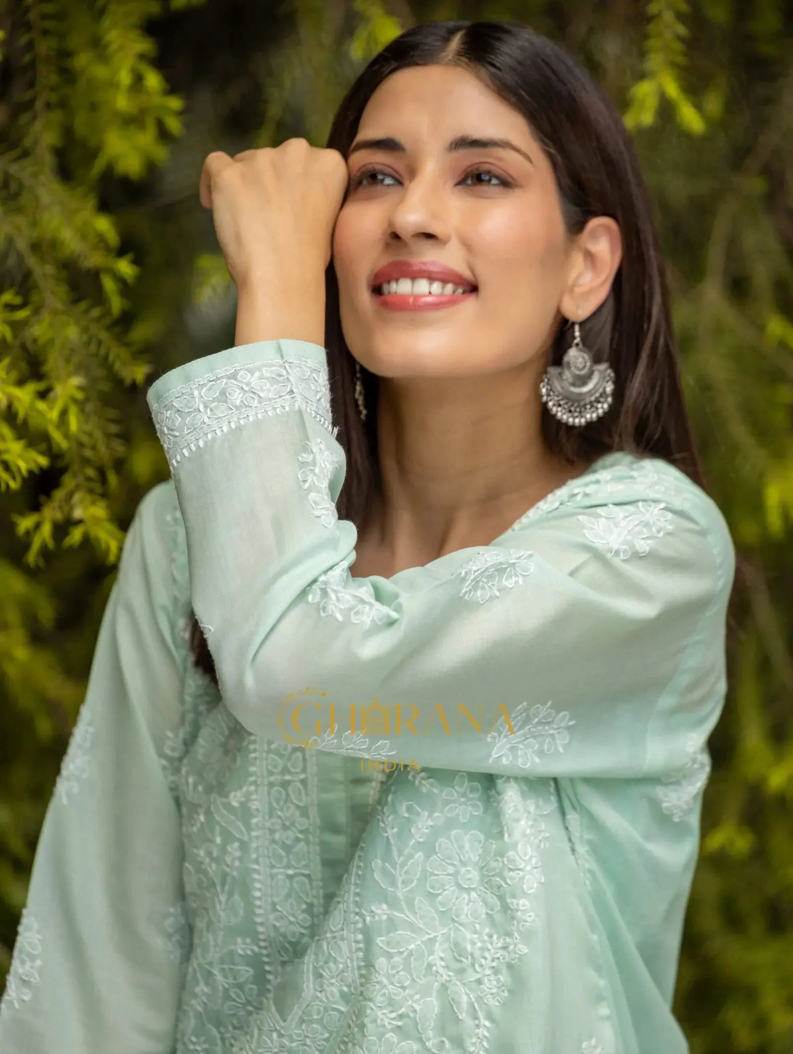 Buy Stylish Sahiba Chikankari Pastel Green Cotton Kurta with Bakhiya work - Gharana India
