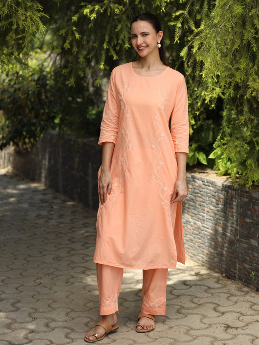 Heer Mul Cotton 2 PC Peach chikankari Kurta set Gharana