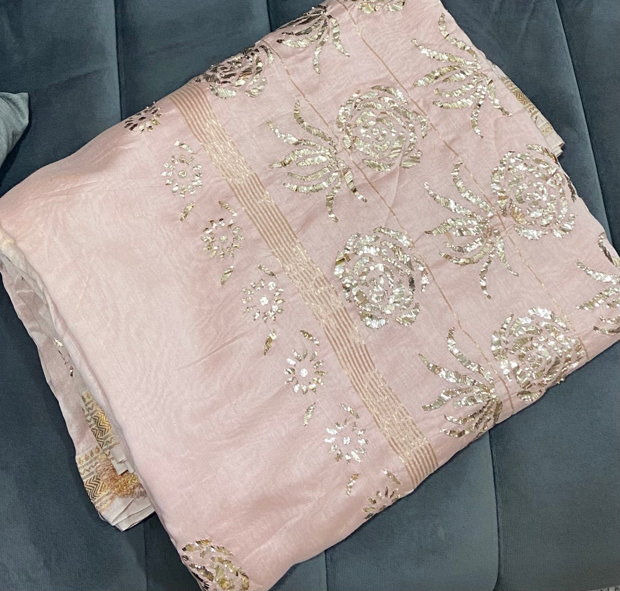 Premium Chanderi Silk Saree in Mukaish work (With Blouse) - Light pink Gharana