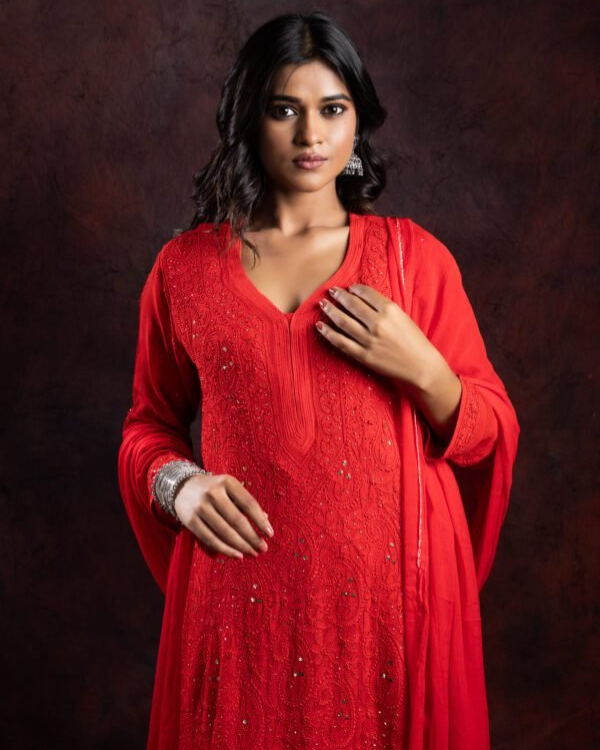 Ishq Georgette Chikankari Kurta Set with Resham Jaal and Mukaish work – Red