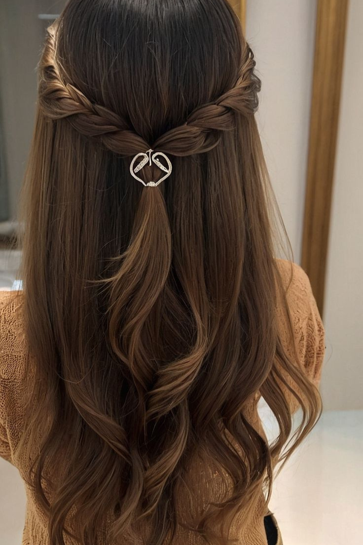 Open Hair with Side Curls: Glam Without Going Overboard