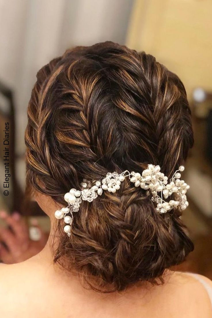 Messy Bun